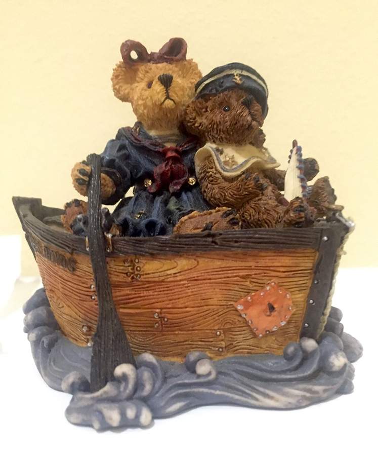 Bearstone Music Boxes Shipmates-Up A Lazy River - Boxed by Boyds Bears-1