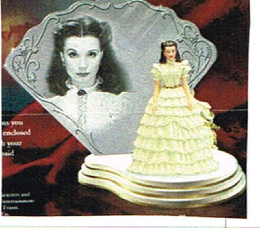 Scarlett A Legend Brought To Life A Spirited Lass - No Box by Bradford Exchange-1