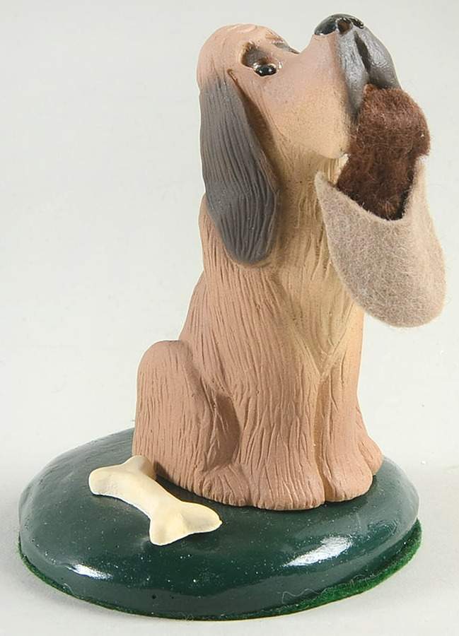 Singing Dogs Bloodhood With Bone - No Box by Byers' Choice Ltd-1