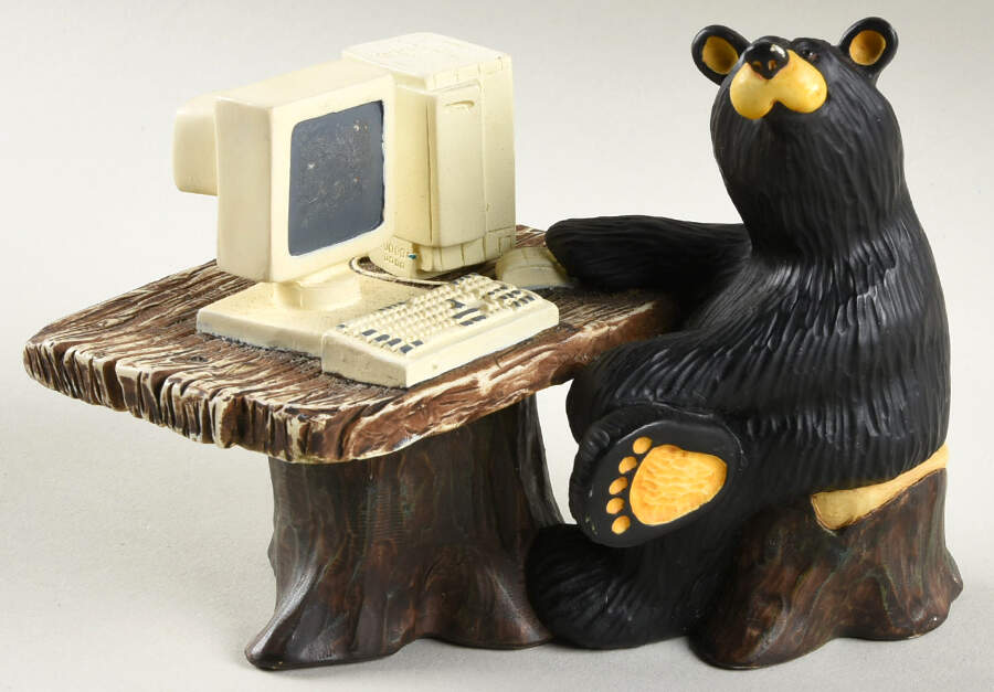 Barefoots E-Bear - No Box by Big Sky Carvers-1