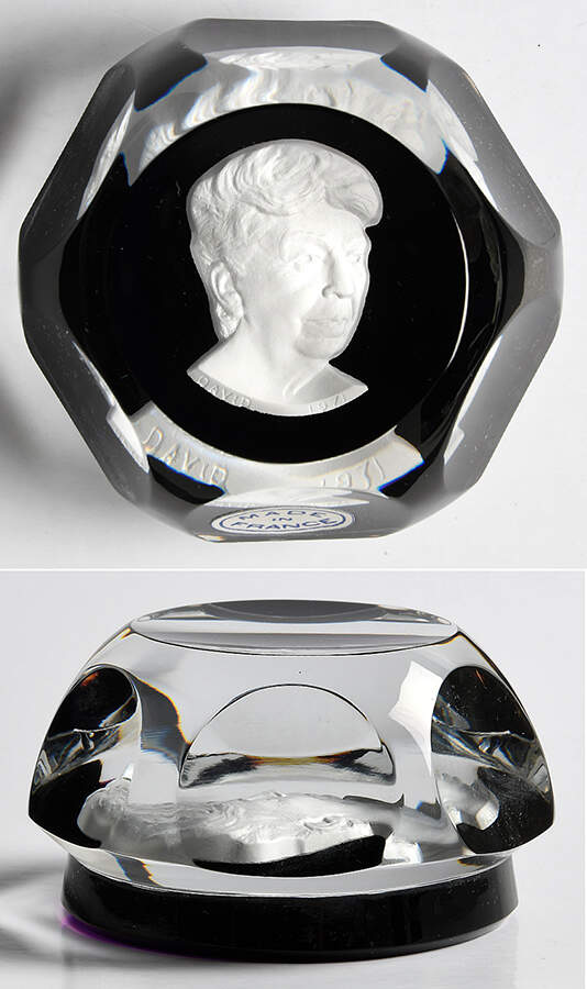 Sulphide Paperweight Eleanor Roosevelt - Smooth Amethyst Base - No Box by Baccarat-1