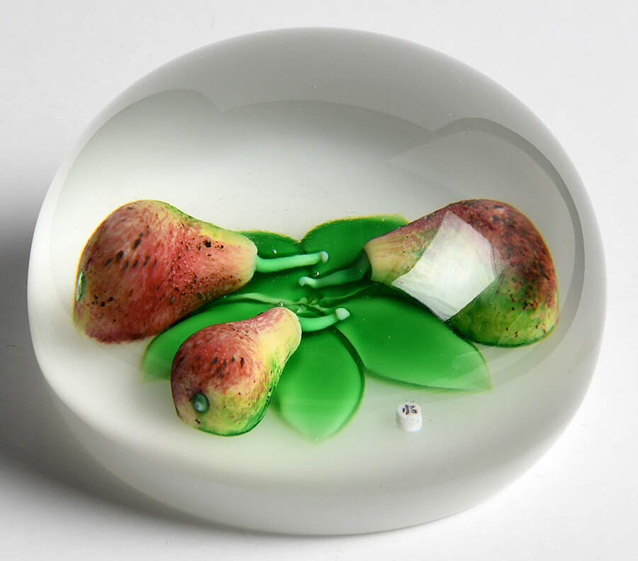 Limited Edition Dated Paperweight Pears - With Box by Baccarat-1