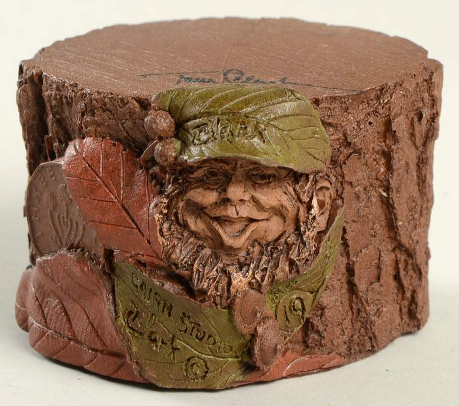 Tom Clark Gnomes Riser 3 - No Box by Cairn Studios-1
