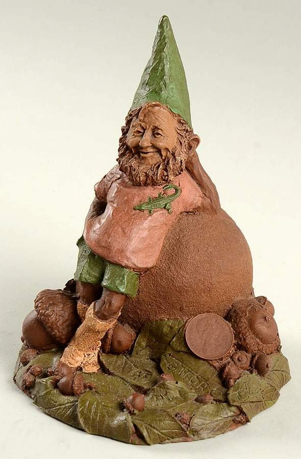 Tom Clark Gnomes Gator - No Box by Cairn Studios-1