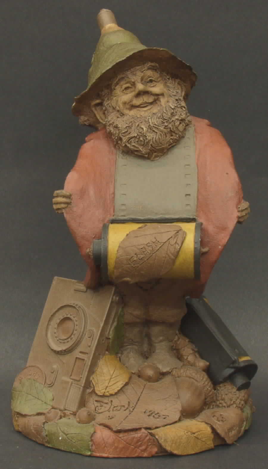 Tom Clark Gnomes Flash - No Box by Cairn Studios-1