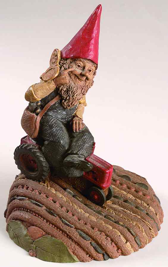 Tom Clark Gnomes Macdonald-Eio - No Box by Cairn Studios-1