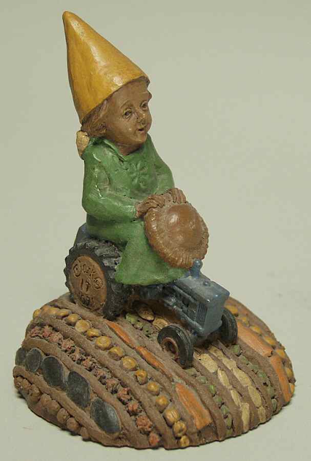 Tractor Family Jeanette - No Box by Cairn Studios-1