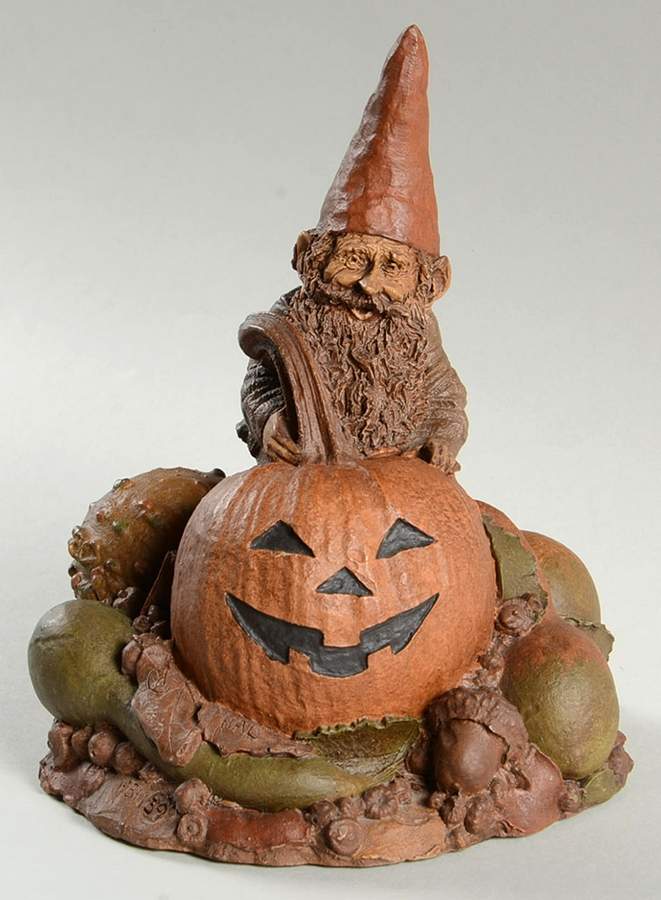 Halloween Hal - No Box by Cairn Studios-1