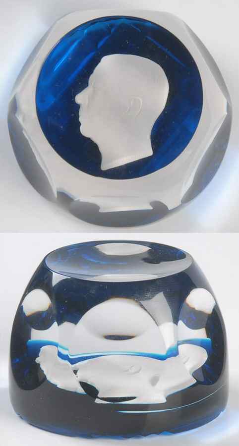 Cristal D' Albert Paperweight Gustaf Vi Adolf-King Of Sweden 85th Birt - Boxed by Cristal d'Albret-1