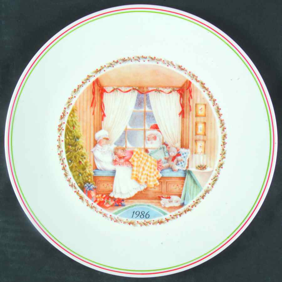 Corning Christmas Plate Christmas Plate - No Box by Corning Corelle-1