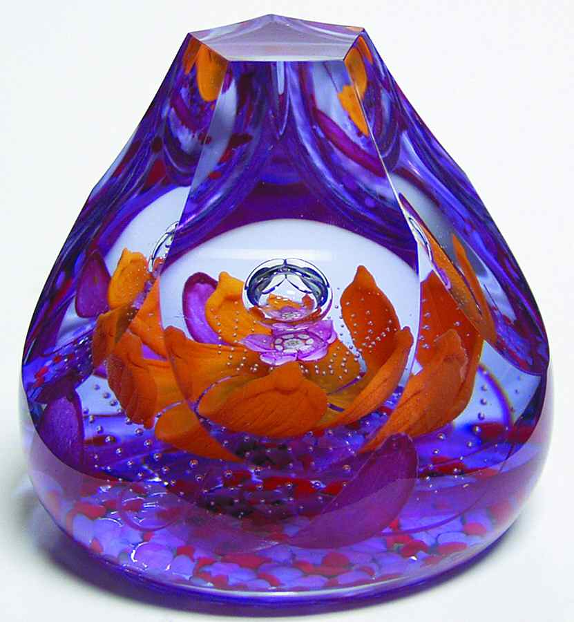 Caithness Paperweight Tantalise - No Box 525 by Caithness-1