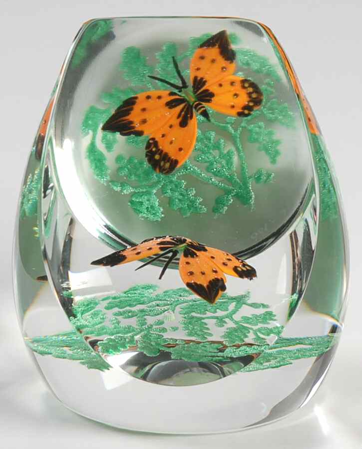 Caithness Paperweight Filigree Fiery Acraea - With Box Bx692 by Caithness-1