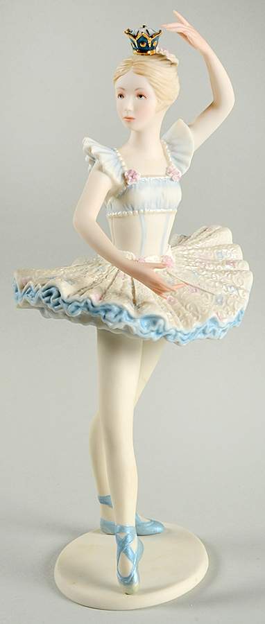 Ballet Cynthia - No Box by Cybis-1