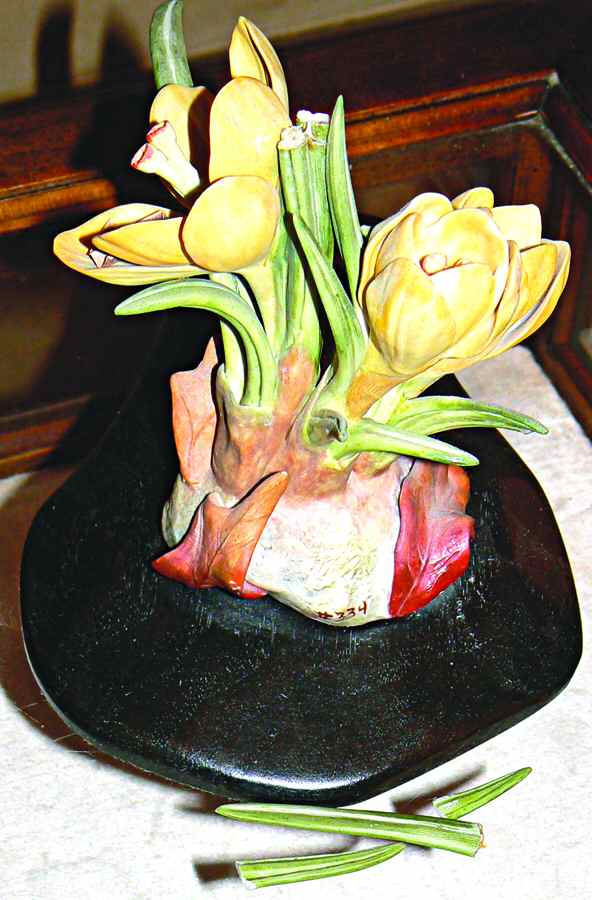 Floral Studies Golden Goblet-Dutch Crocus - No Box by Cybis-1