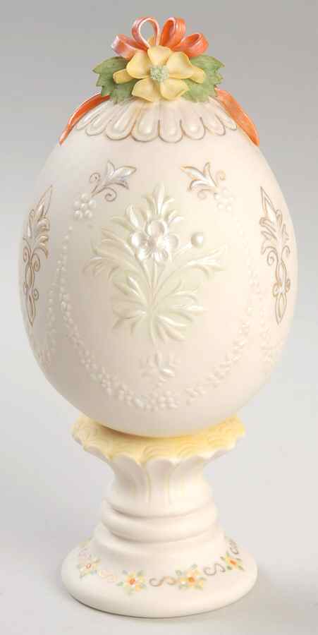 Annual Eggs Daisy Egg - Boxed by Cybis-1
