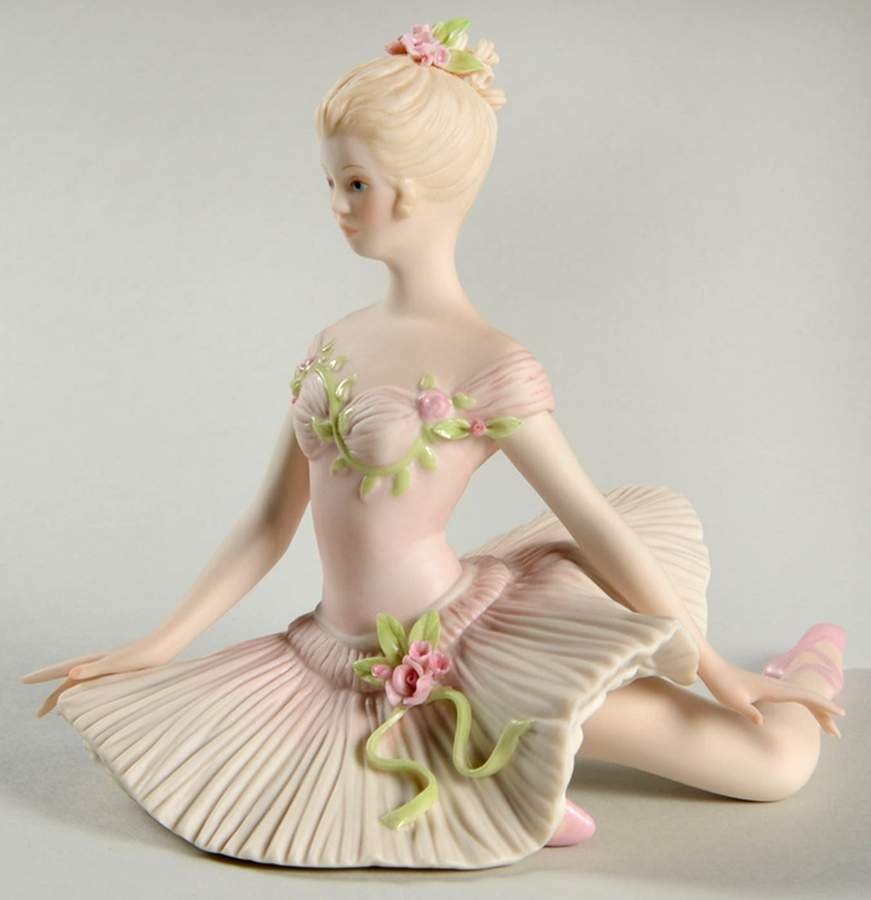 Ballet Karina - No Box by Cybis-1