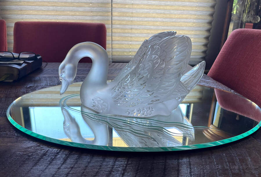Birds Oval Mirror-For 1 Swan Figurin - Boxed by Lalique-1