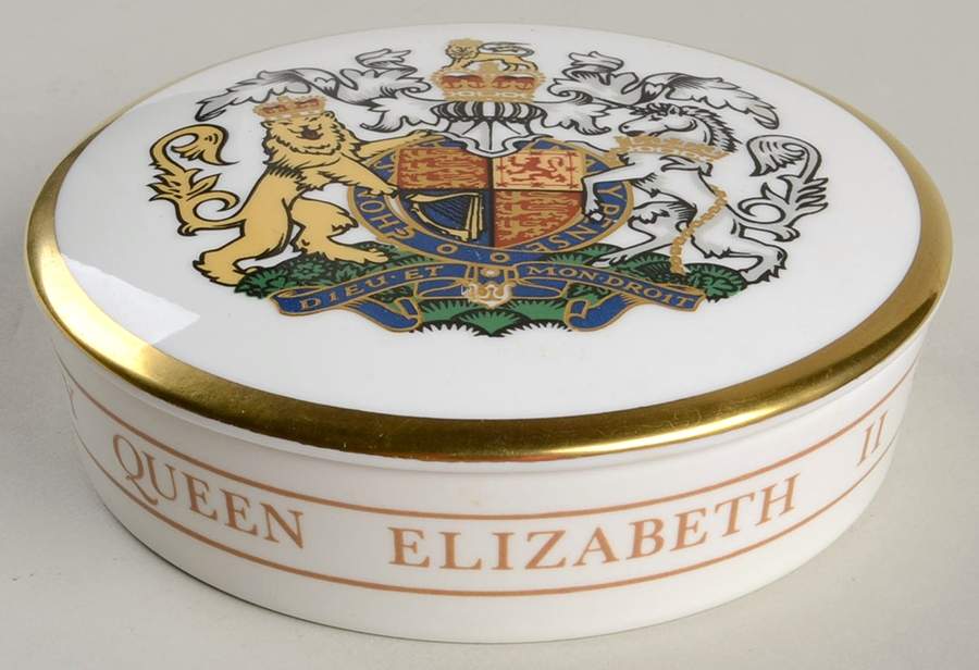 Coalport Royalty Giftware Elizabeth Ii 25th Anniv Box - No Box by Coalport-1