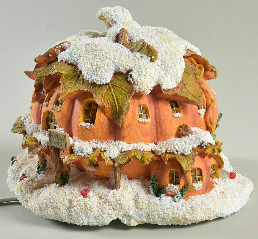 Squashville Village Pumpkin Inn - Boxed by Charming Tails-1