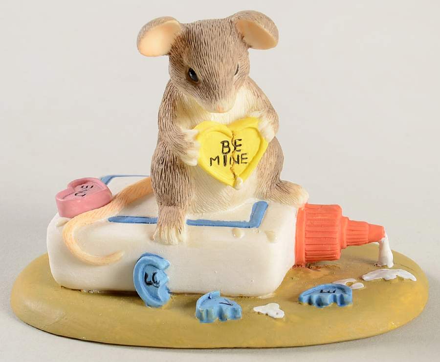 Charming Tails Mender Of Broken Heart - No Box by Charming Tails-1