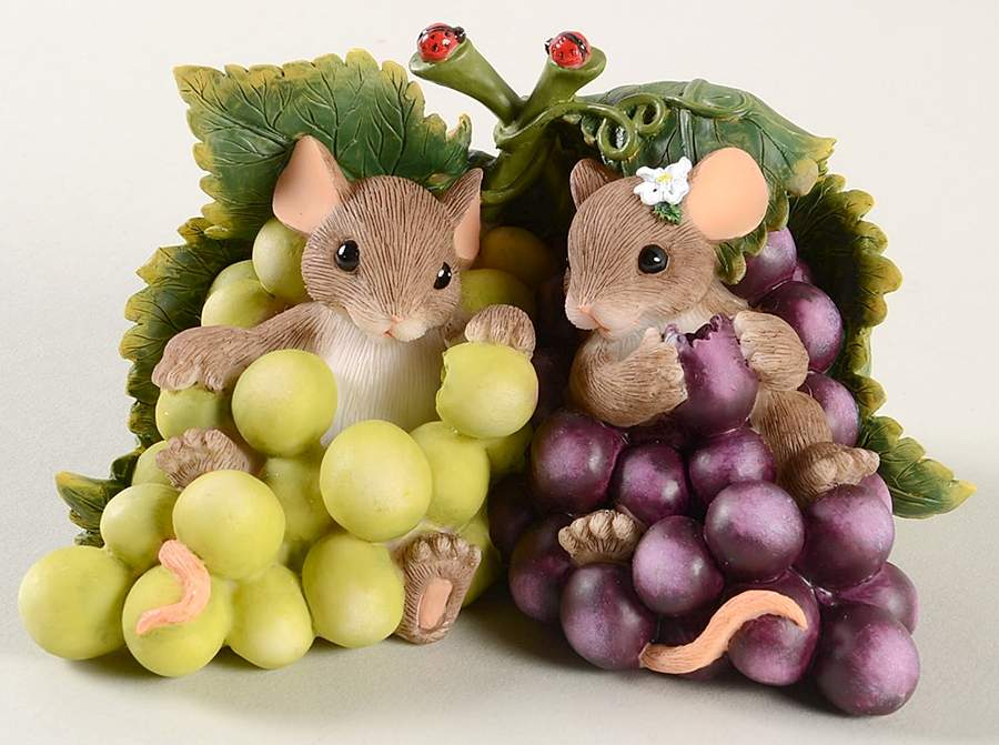 Charming Tails I'm So Grapeful For You - No Box by Charming Tails-1