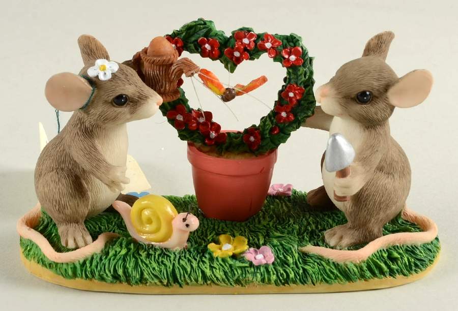 Charming Tails Keeping Our Love Alive - Boxed by Charming Tails-1