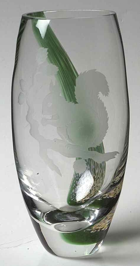 Images Collection 8" Squirrel Barrel Vase - No Box by Caithness-1