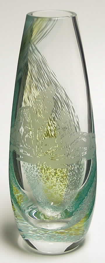Northern Lights Collection Howling Wolves Teardrop Vase - Boxed by Caithness-1