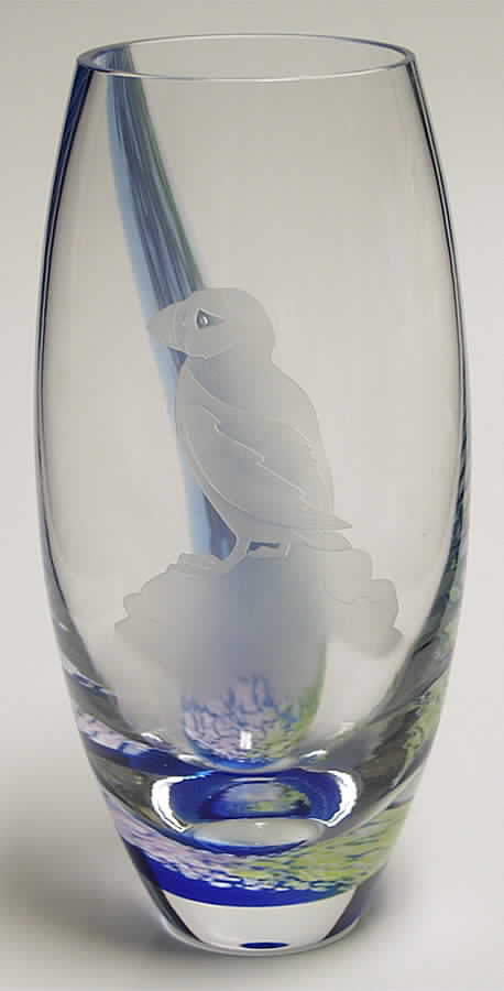 Northern Lights Collection Puffin Barrel Vase - Boxed by Caithness-1