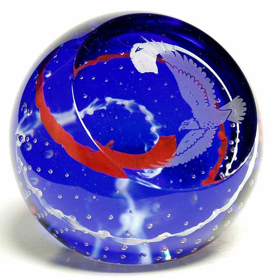 Northern Lights Collection Eagle In Flight Paperweight - Boxed by Caithness-1