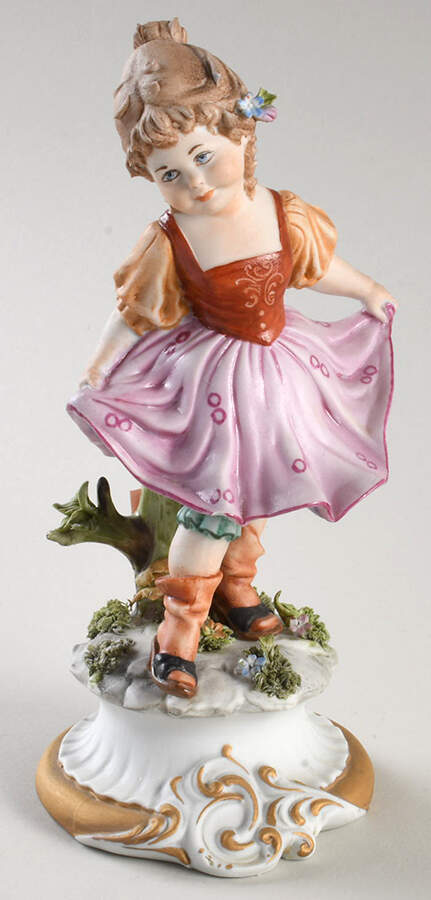 Capodimonte Giftware Girl In Pink Skirt  - No Box by Capodimonte-1