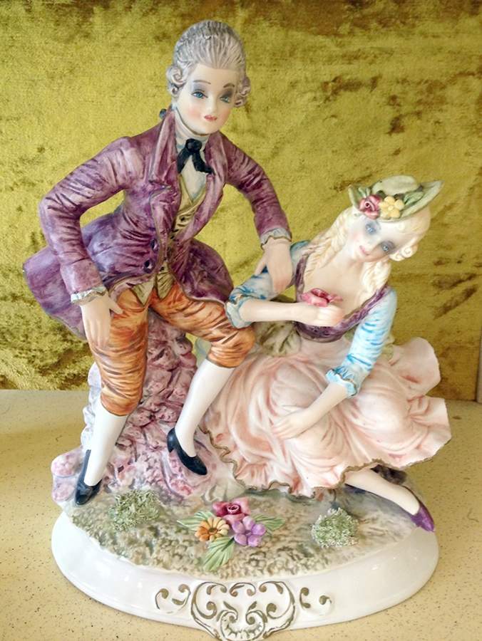 Capodimonte Giftware Victorian Couple - No Box by Capodimonte-1