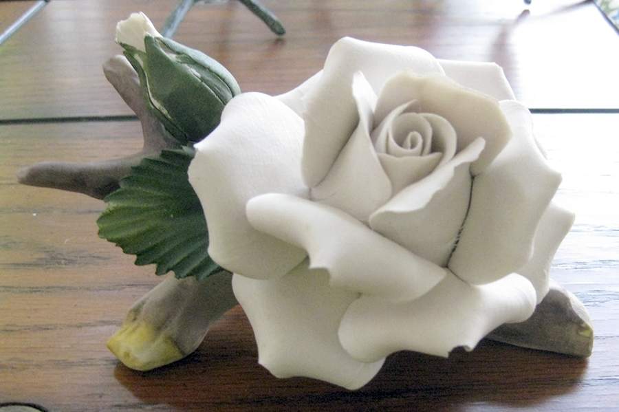 Capodimonte Giftware White Rose - No Box by Capodimonte-1