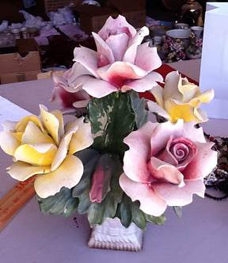 Capodimonte Giftware Pink&Yellow Roses In A Vase - No Box by Capodimonte-1