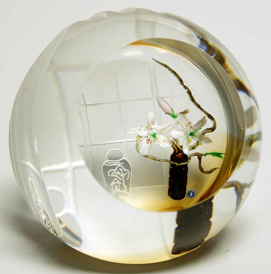 Whitefriars Paperweights Japanese Ikebana - Boxed by Caithness-1