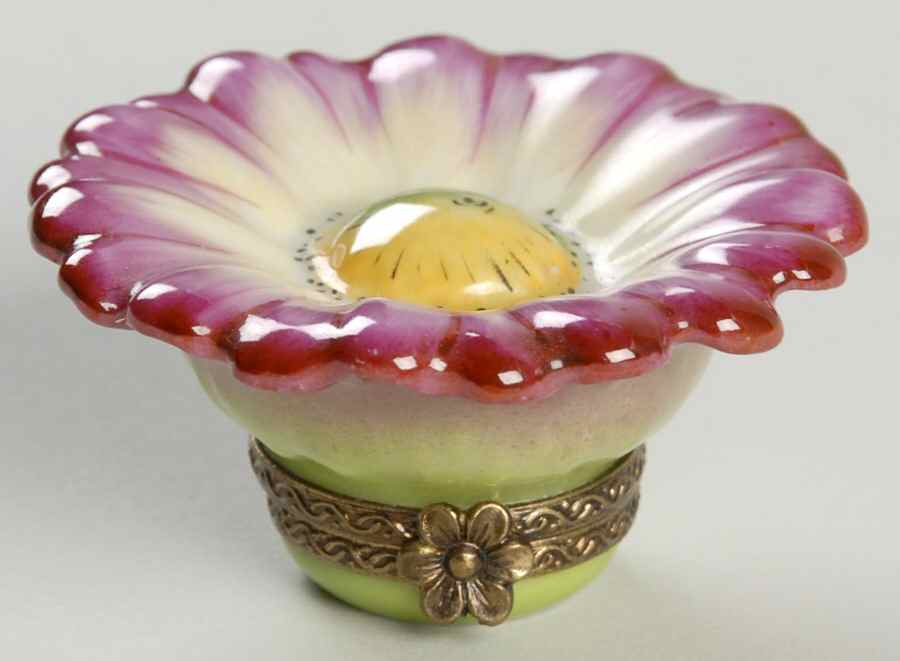 Chamart Exclusives Limoges Box Pink Daisy - Boxed by Chamart Exclusives-1