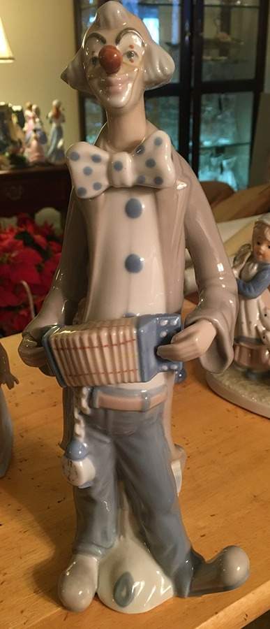 Casades Figurines Clown With Accordion-Glossy - No Box by Casades Porcelain-1