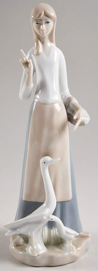 Casades Figurines Girl With Geese-Glossy - Boxed by Casades Porcelain-1