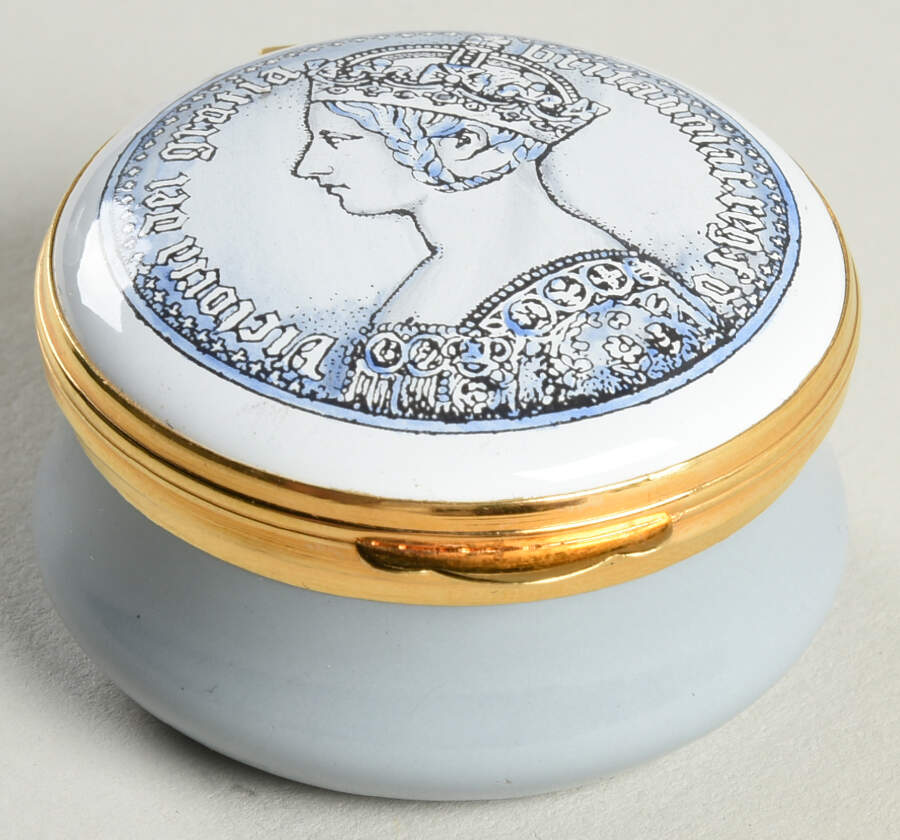 Crummles & Co Enamel Boxes Victoria Del Gra Britannia Regina - No Box by Crummles & Co-1