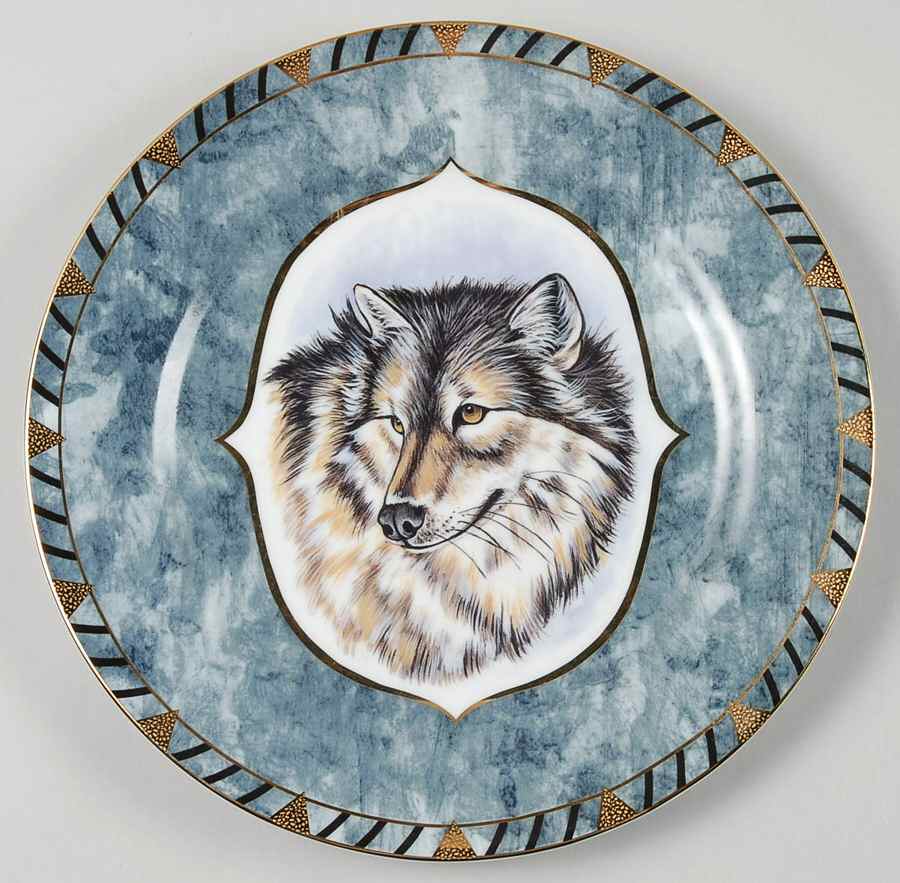 Chase Wildlife Foundation Gray Wolf - No Box by Lynn Chase-1