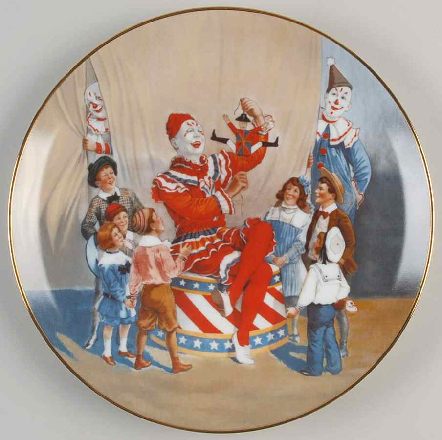 Classic Circus Series The Favorite Clown - No Box by Curator Collection-1