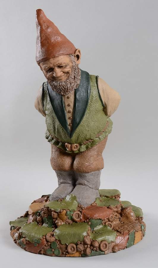 Charmers Series Gulliver - Charmers Stand - Boxed by Cairn Studios-1