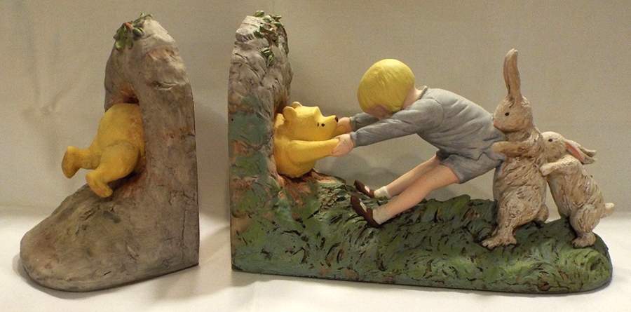 Classic Winnie-The-Pooh Stuck At Rabbits House-Book Ends - Boxed by Charpente-1