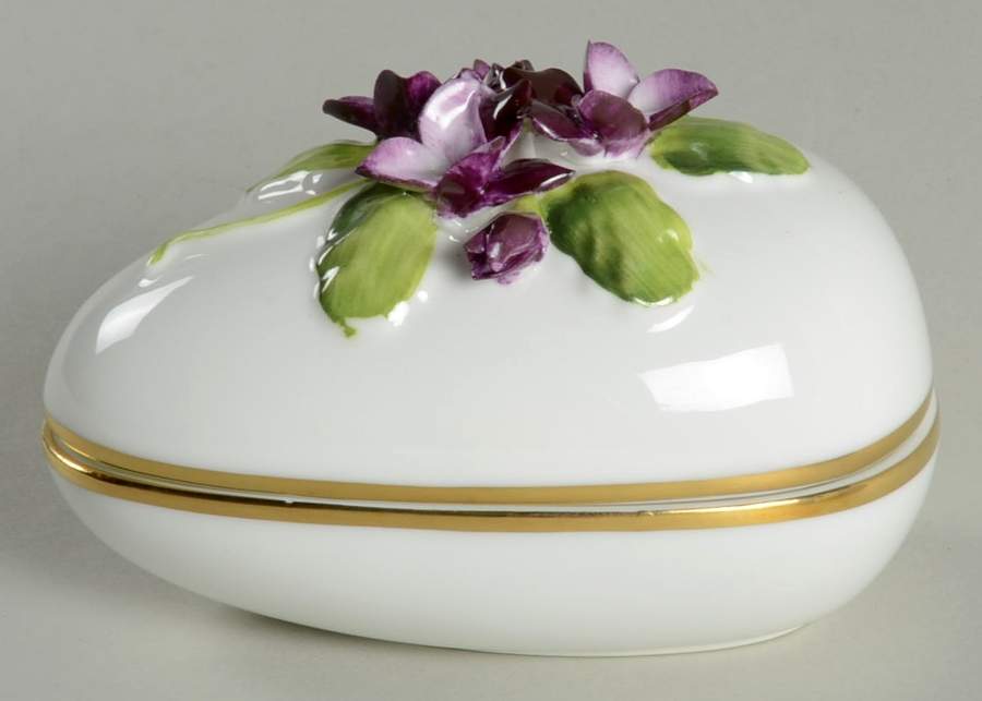 Easter-Annual Egg Boxes Violet - No Box by Coalport-1