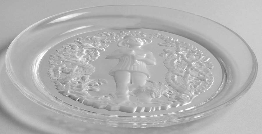 Four Seasons-Wreath Spring,Girl With Basket Of Flowers - Boxed by Cristal d'Albret-1