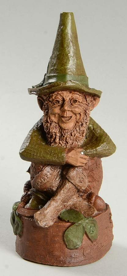 Leprechauns Michael - No Box by Cairn Studios-1