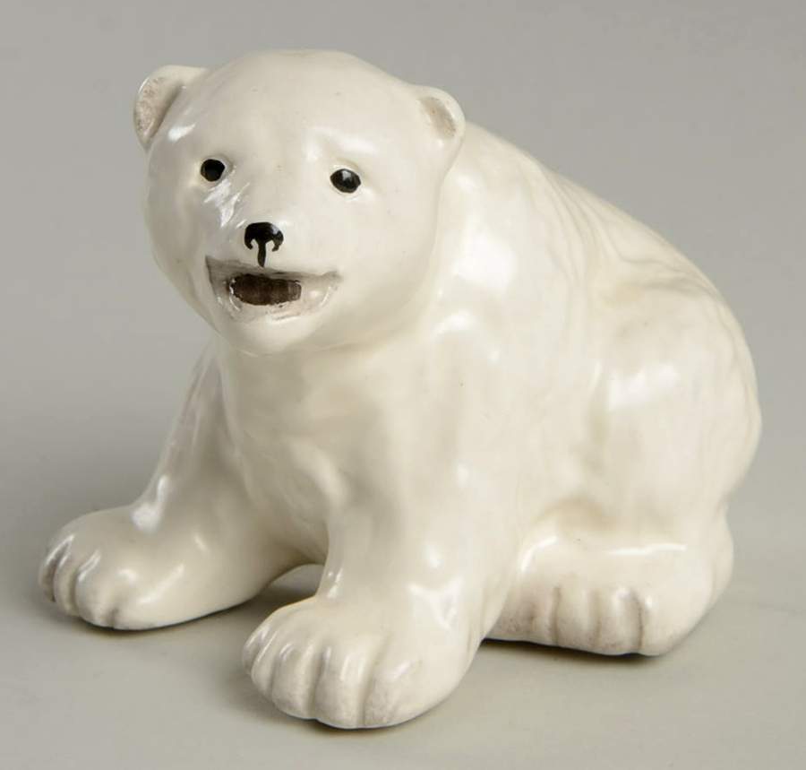 Alaska Figurines Sitting Polar Bear Cub - No Box by C Alan Johnson-1