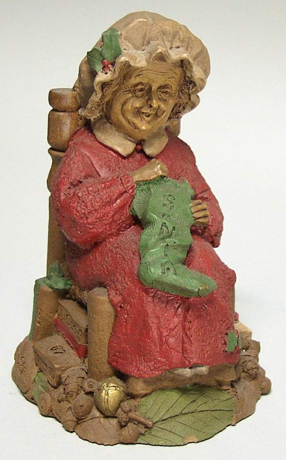 Christmas Tom Clark Figurines Mrs Claus Iii - No Box by Cairn Studios-1