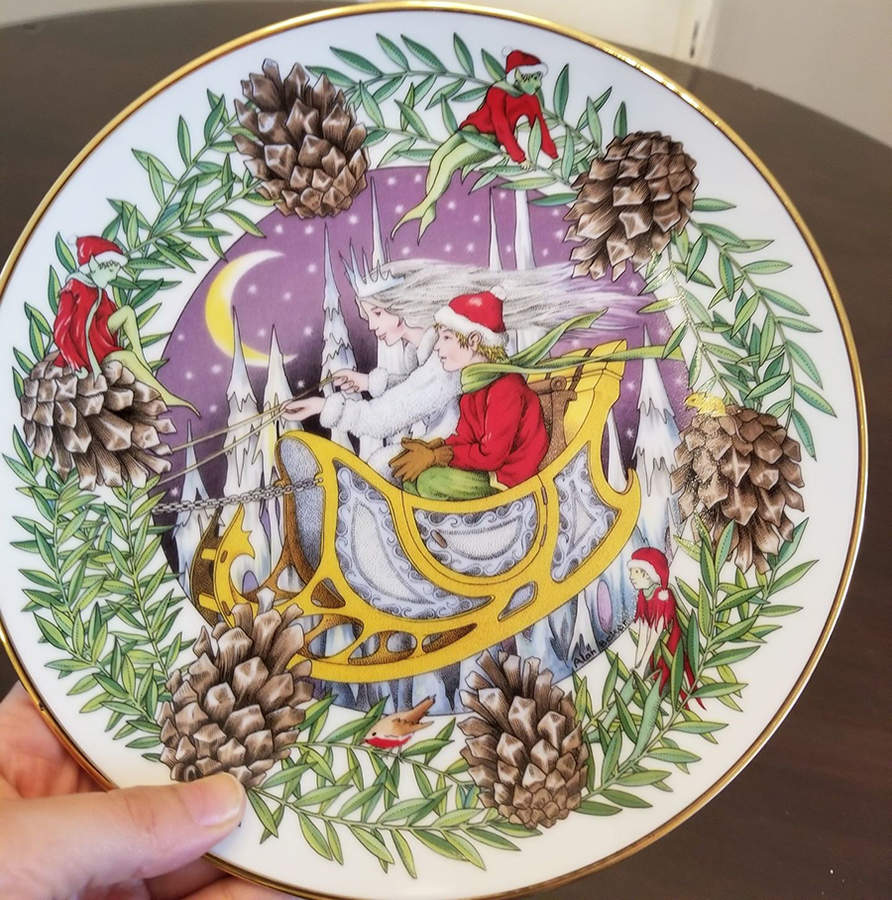 Fairy Tale Calendar Plate Snow Queen-January - No Box by Royal Cornwall-1