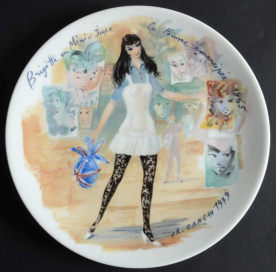 Women of The Century Brigette En Mini-Jupe - Boxed by D'Arceau Limoges-1